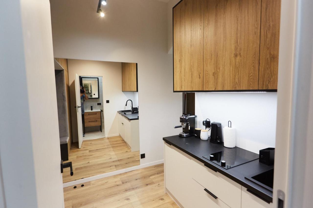 Apartament "Powoli" Z Darmowym Parkingiem 카르파츠 외부 사진
