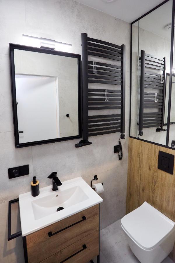 Apartament "Powoli" Z Darmowym Parkingiem 카르파츠 외부 사진